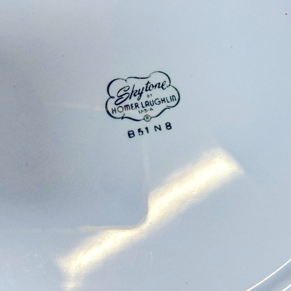 Vintage Skytone light blue round platter by Homer Laughlin Made in USA. - Picture 2 of 5